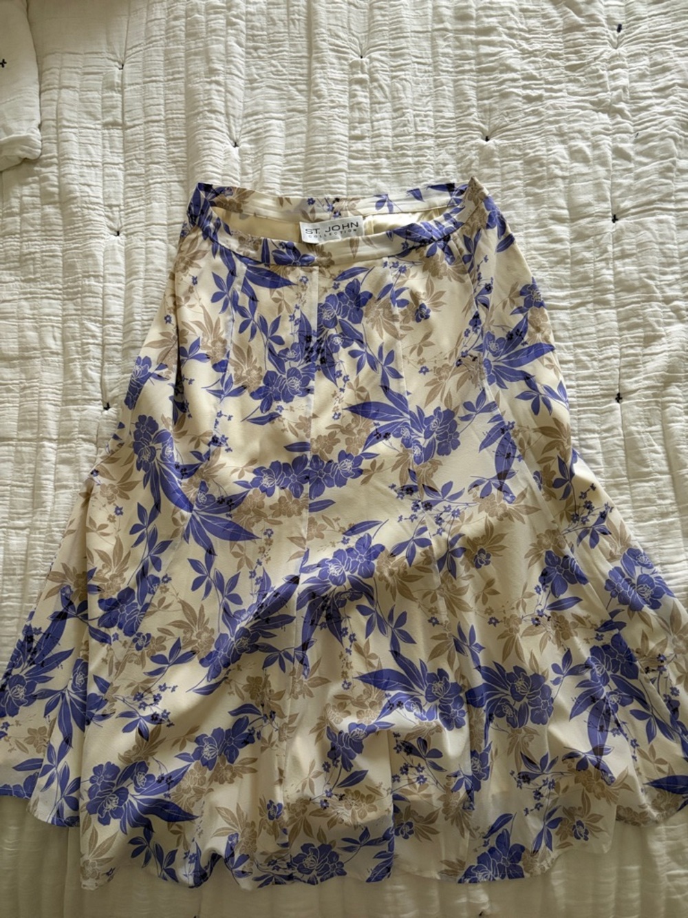 St. John Floral A-Line Skirt in Cream, Blue and Tan